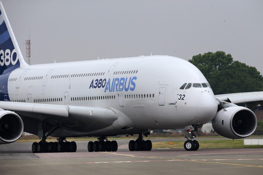 Выпуск A380 сократят в связи с падением спроса